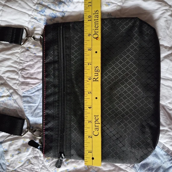 Thirty-One Black and Pink Crossbody Bag - Picture 8 of 15